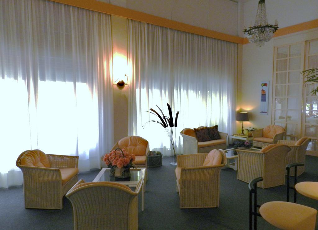 Park Hotel Albisola Superiore Exterior photo
